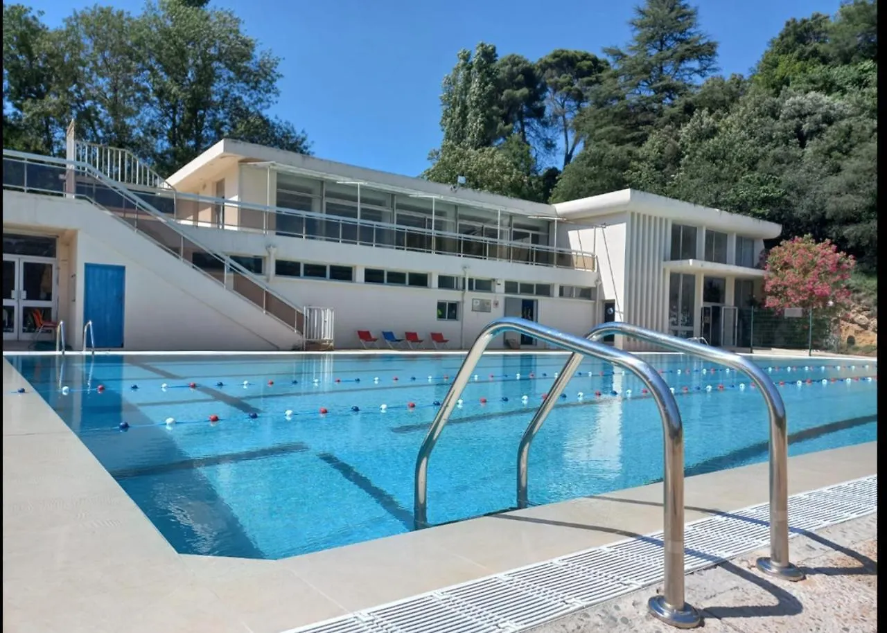 La Pinede De Manon Chambre Et Table D'Hotes Barjols 0*,